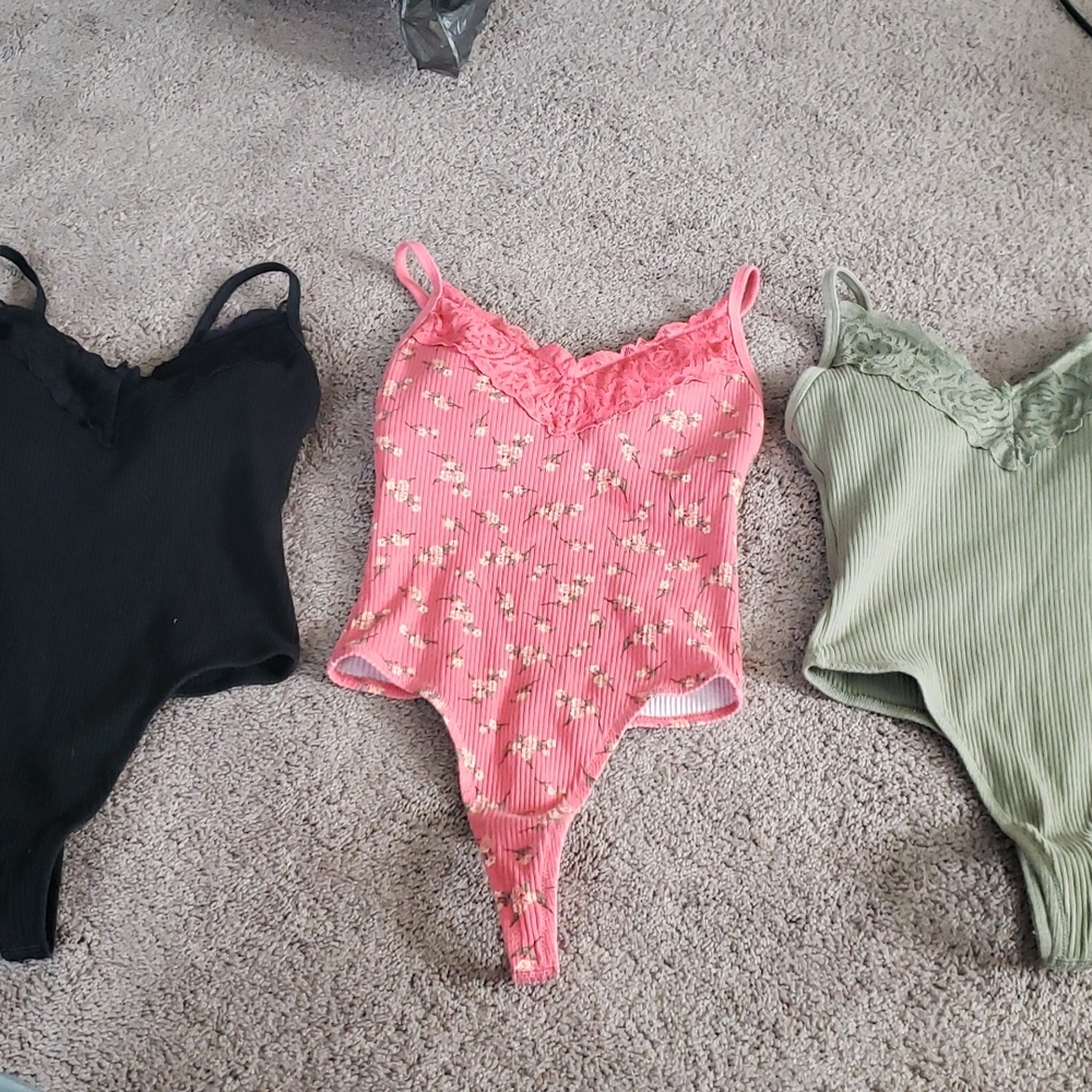 VS PINK BODYSUIT